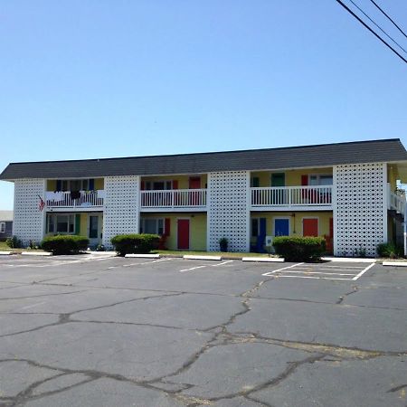 Beach Ball Inn Westerly Bagian luar foto